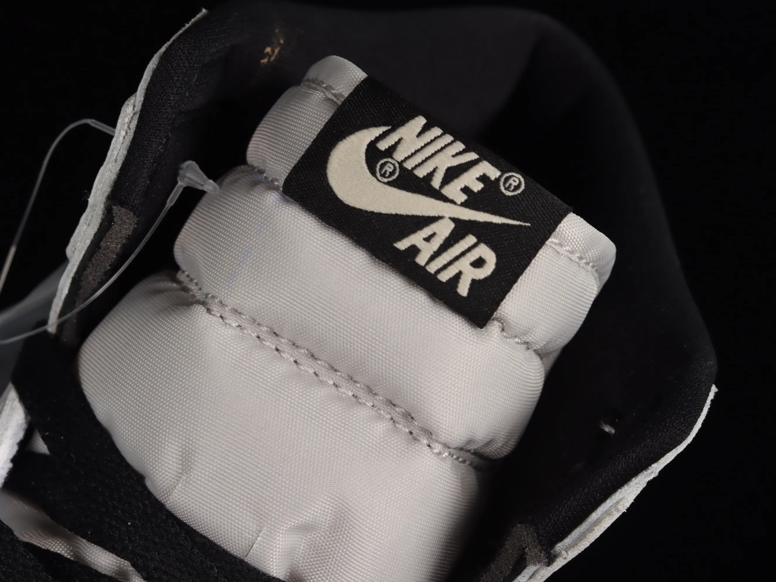 All categories Air Jordan Jordan series basketball shoes Air Jordan 1 High Air Jordan 1 High OG "White Cement" AJ1 Joe 1 elephant pattern high-top basketball shoes DZ5485-052